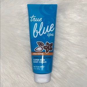 Bath and body works super rich body cream